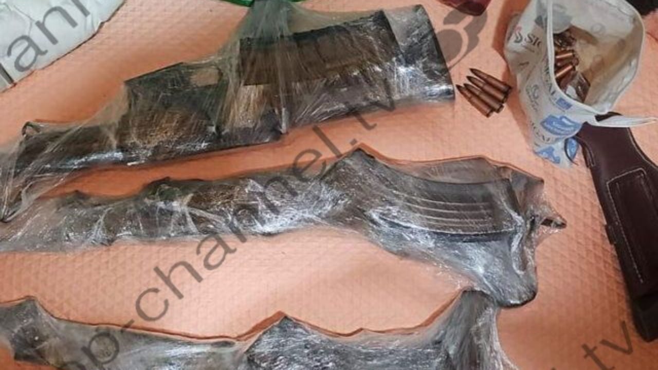 I arrestuar në Greqi si pjesë e një grupi vrasësish me pagesë  kontroll në shtëpinë e prindërve të Dhimitër Meçit në Shqipëri