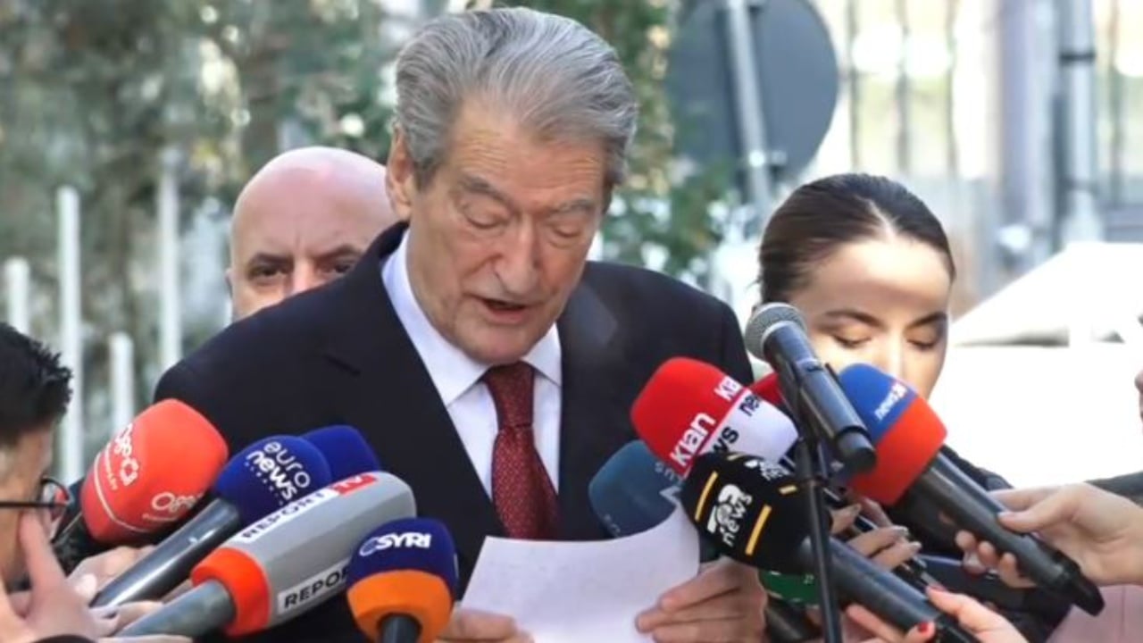 Berisha paraqitet në SPAK  zbaton masën e sigurisë  detyrim paraqitje 