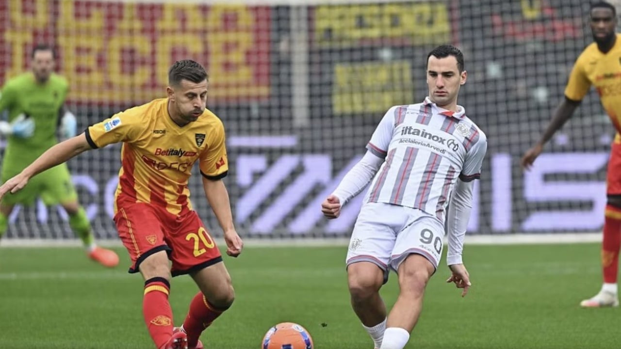 Cremonese vazhdon të befasojë  kalojnë edhe Leccen  Ramadani i  dhuron  penallti 