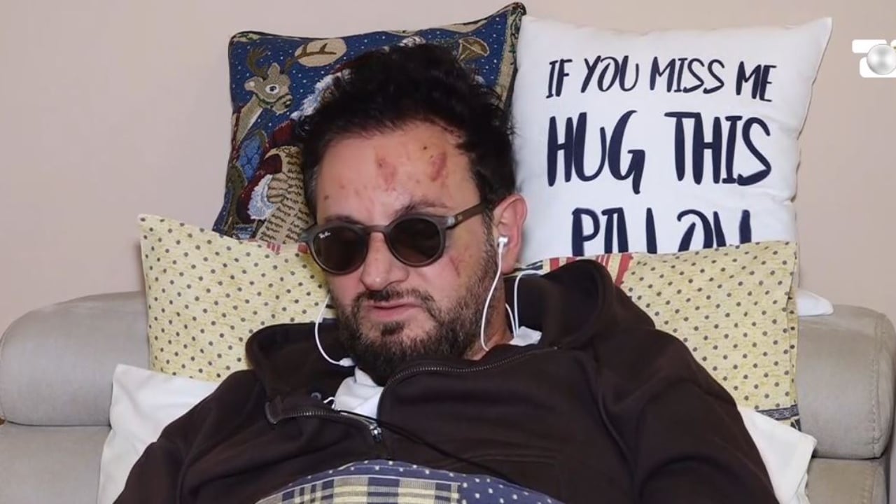  Kush je ti që do të    u dhunua barbarisht  flet për  Shqipëria Live  gazetari Tozaj  U takuam për sqarim  më lanë për të vdekur në rrugë