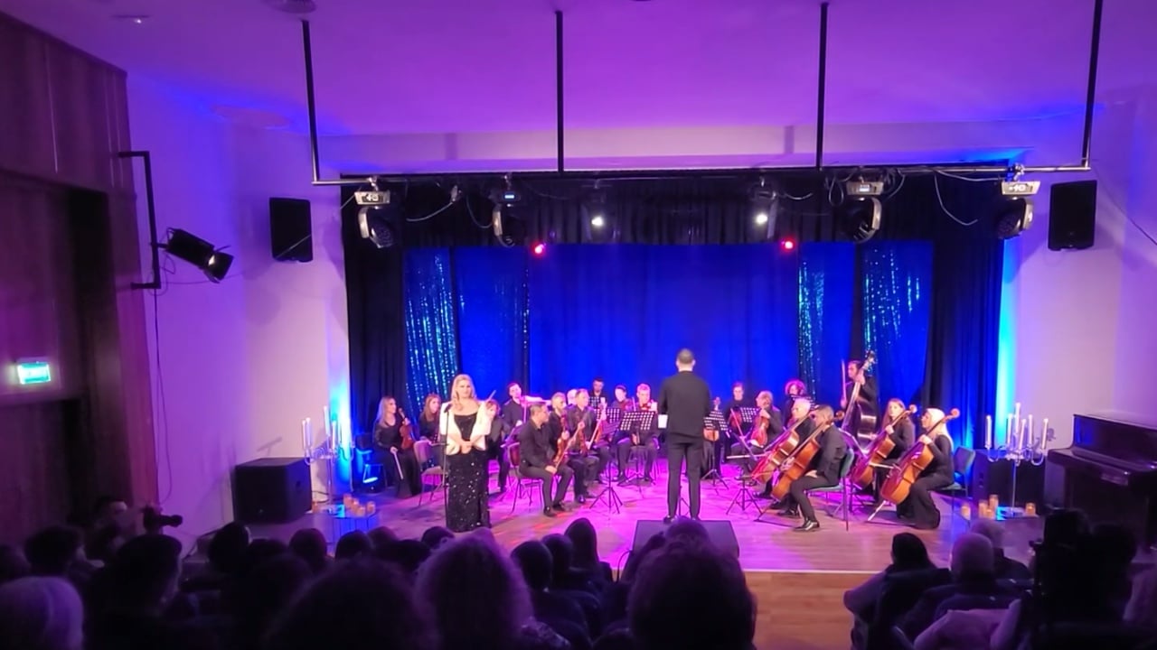 Koncert gala në Durrës  orkestra e Harqeve të Durrësit me program të përzgjedhur për fundvit