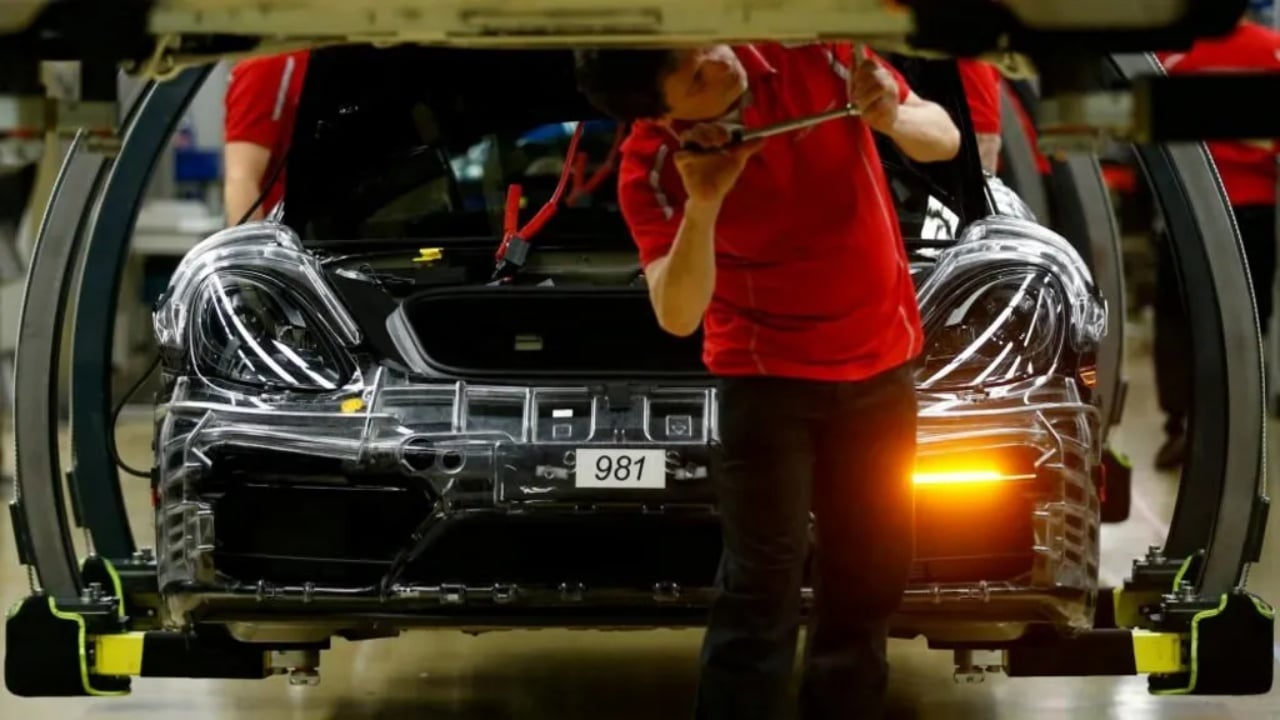 vendimi-dhe-impaktet-be-i-zbut-planet-per-ndalesen-e-shitjes-se-makinave-me-benzine-e-nafte