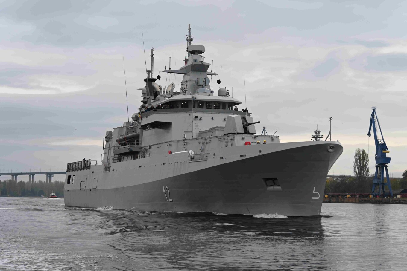 Historike në Varna  Bullgaria merr anijen e parë të re të Marinës pas 100 vitesh