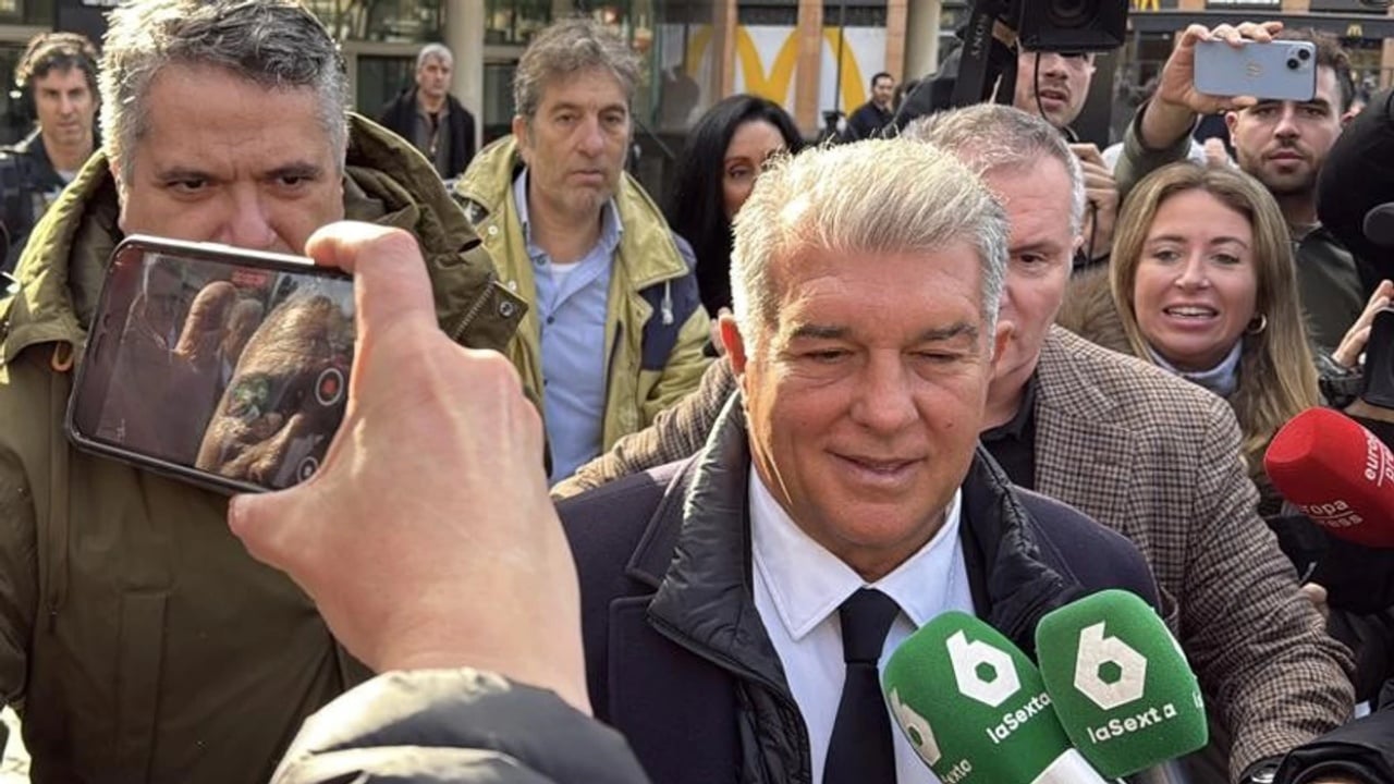 VIDEO   Presidenti i Barcelonës  Laporta  Luis Enrique dhe Valverde në gjykatë  mohojnë lidhjet me çështjen  Negreira  