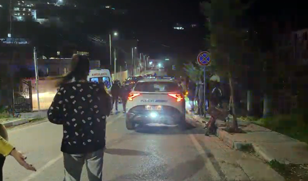 Makina përplaset me motorin në Lezhë  lëndohen të dy drejtuesit