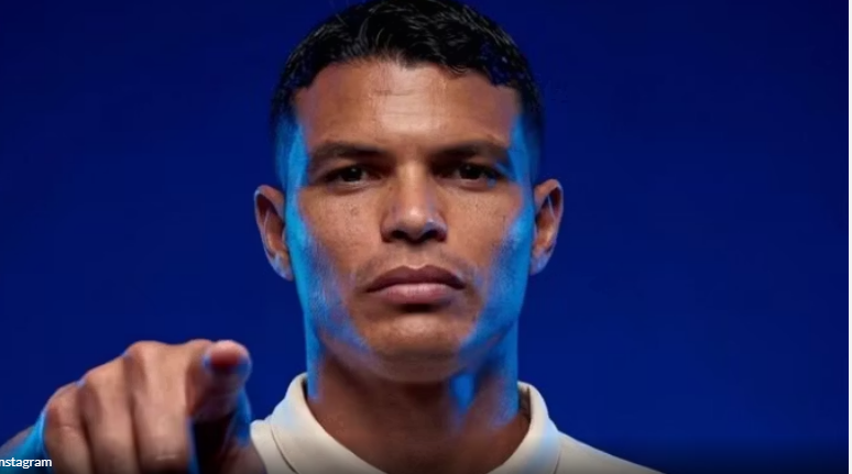 U kthye te Porto  vërshojnë kritikat  reagon Thiago Silva  Mendje të sëmura dhe me ligësi