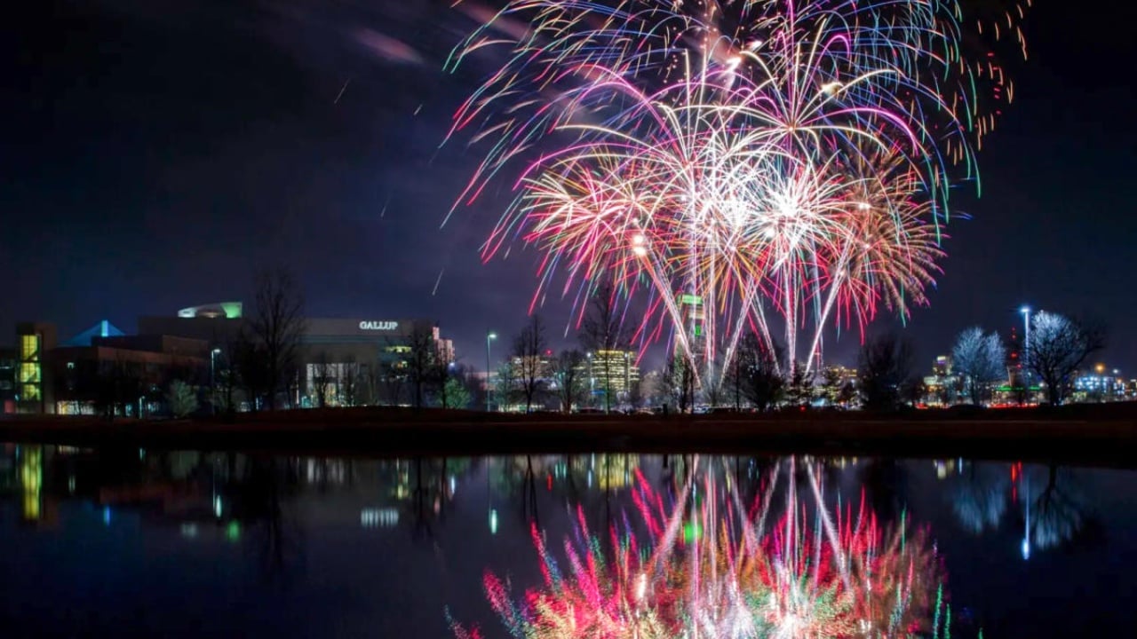 zyrtarisht-jemi-ne-vitin-2026-ja-vendi-i-pare-qe-festoi-nderrimin-e-viteve-dhe-shpertheu-fishekzjarret