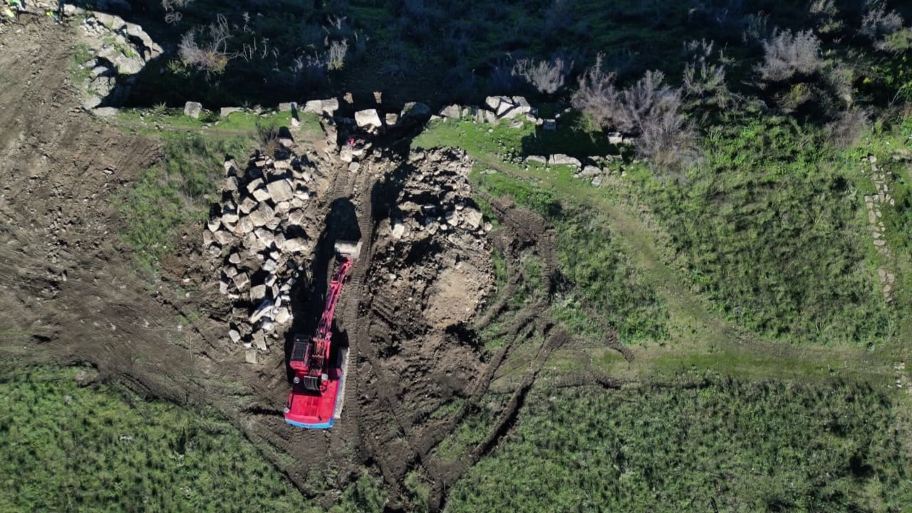 Gërmimet në Parkun Arkeologjik në Finiq për të kërkuar flori  Bie poshtë denoncimi i turistëve  ja si qëndron e vërteta