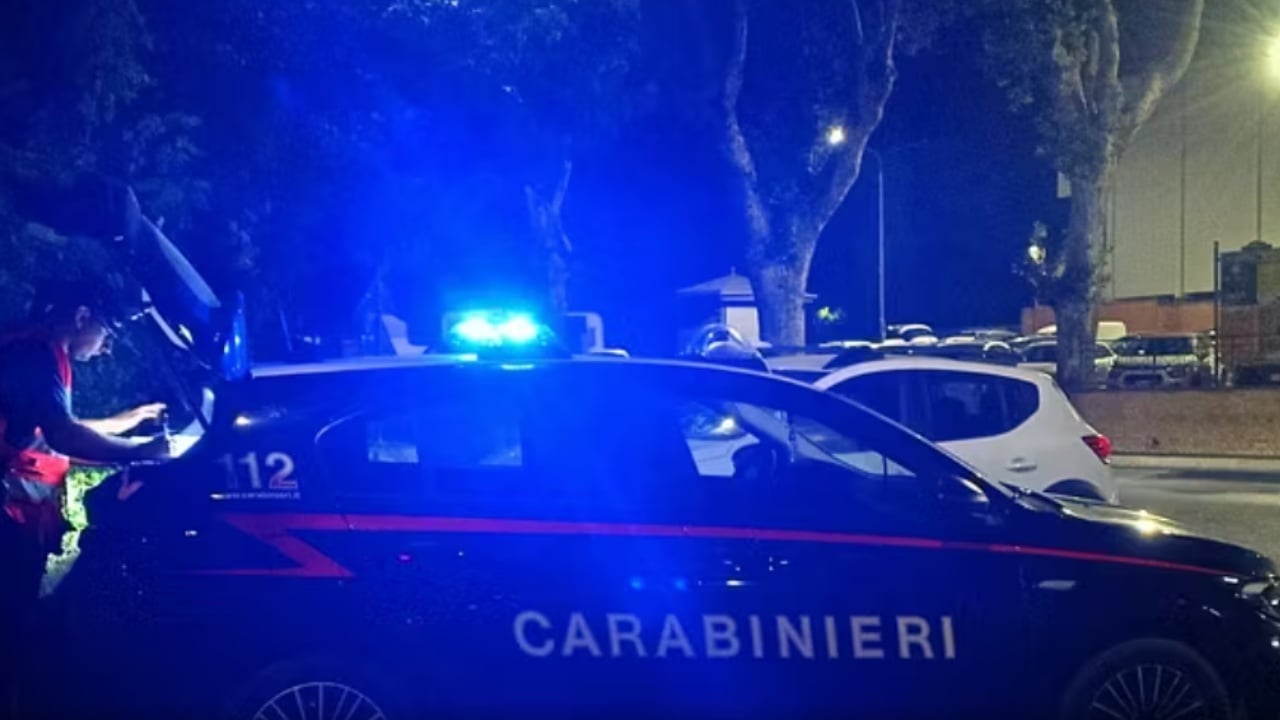 Tronditëse  Po trajtohej për problemet me shëndetin mendor  90 vjeçari vret vajzën e tij