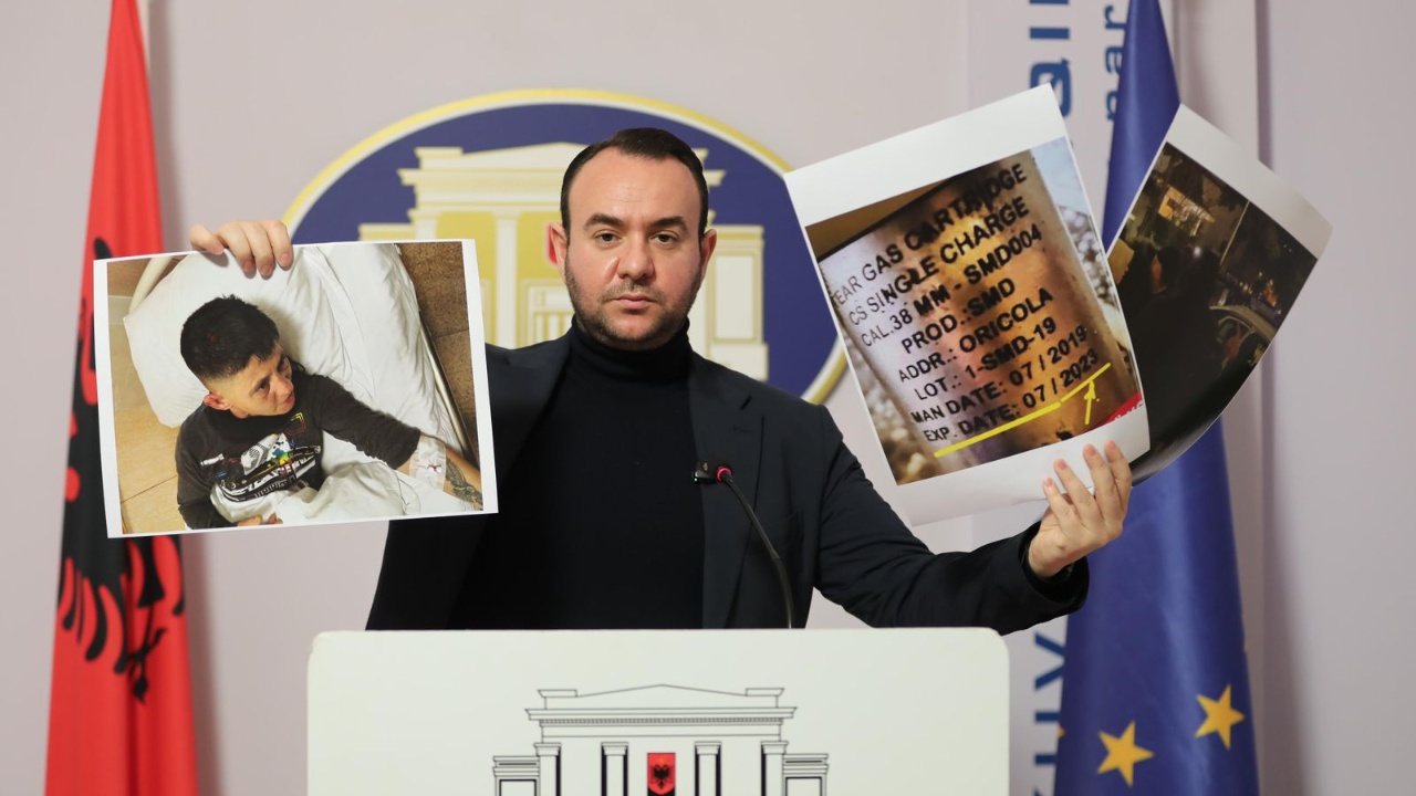 Protesta e 24 janarit  Balliu  Qytetarët u përballën me reagim dhune të pajustifikuar  Përdorimi i gazit lotsjellës  rrezik për shëndetin