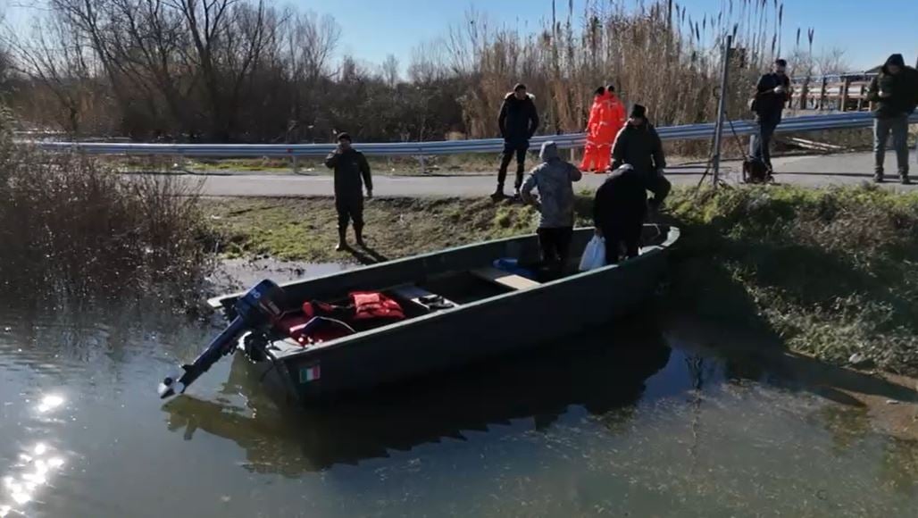 Rritja e shkarkimeve  zona e NënShkodrës e përmbytur  në Obot banorët  qarkullojnë  vetëm me varka