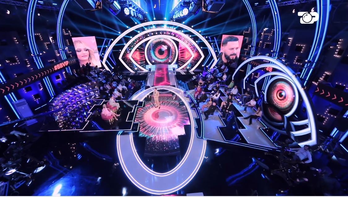  Kanë lindur ndjenja   çfarë po ndodh mes Selin dhe Mirit  Opinionistët të dyzuar  Unë vajzën time e kisha qit për flokësh jashtë