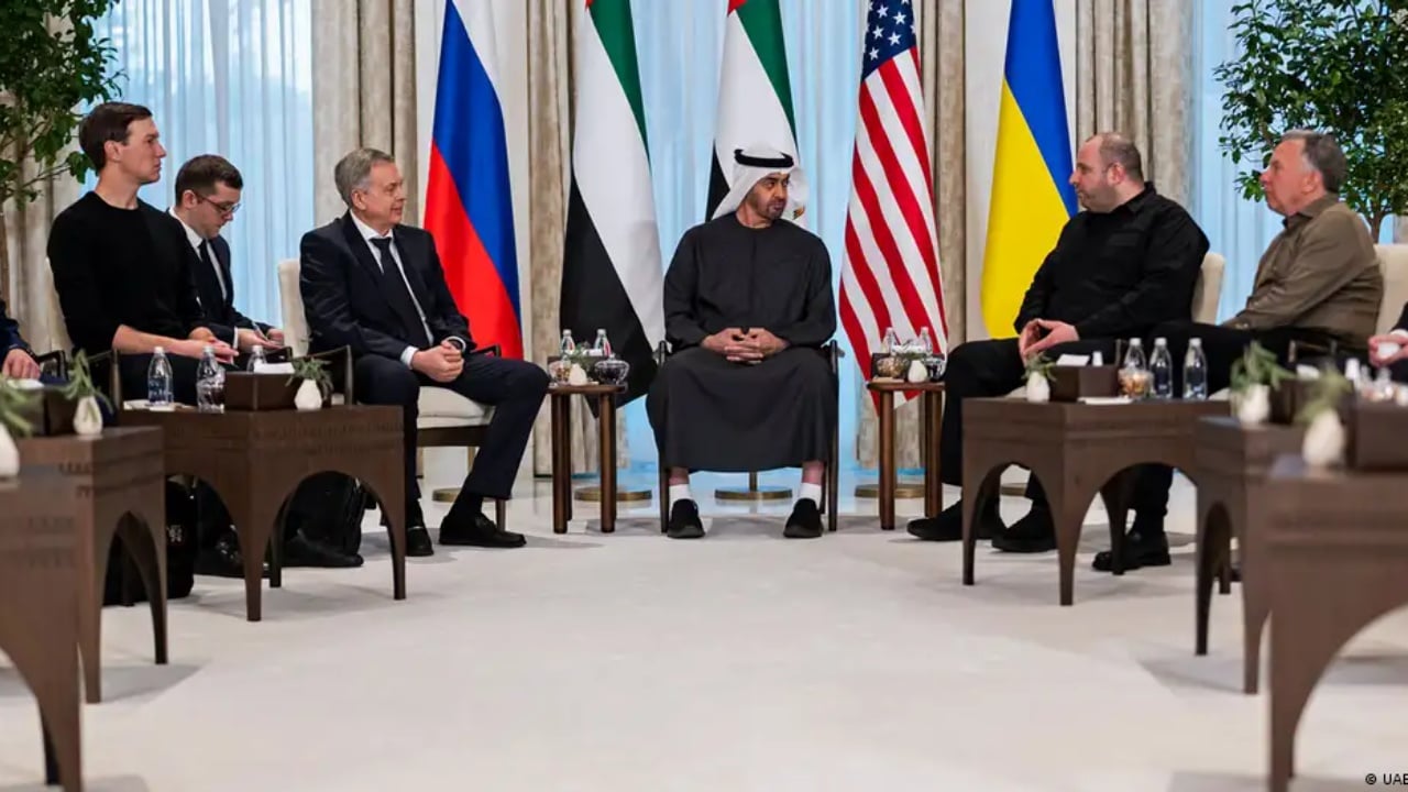 Analiza e DW  A do të sjellin bisedimet Ukrainë Rusi fundin e luftës 