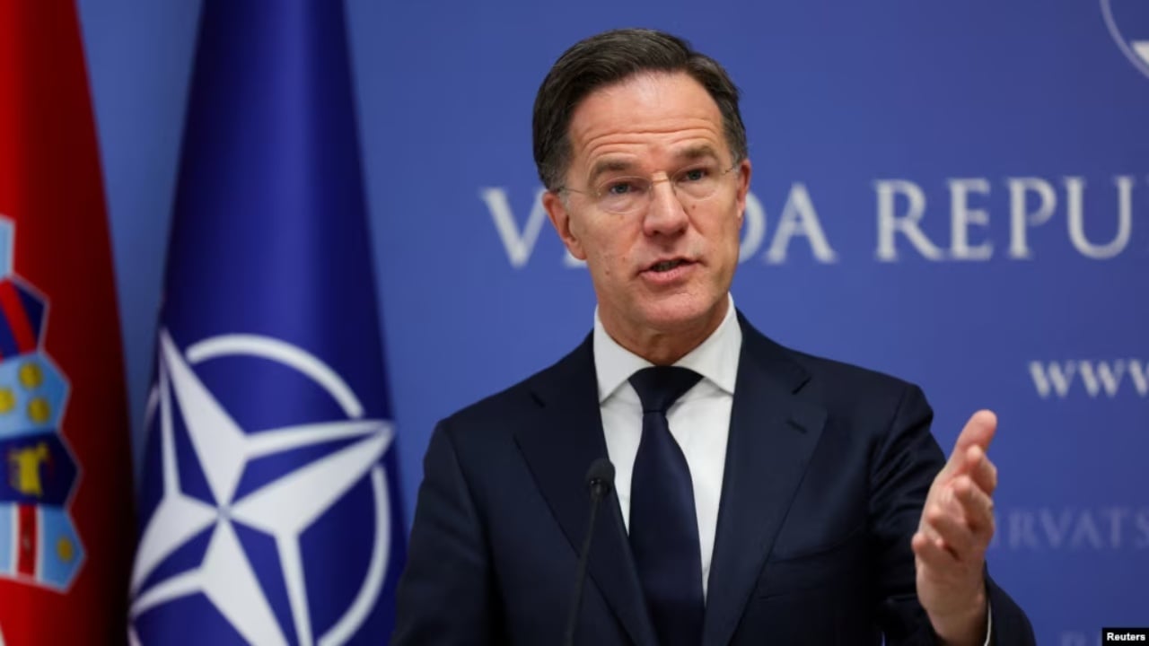 Rutte  NATO ja po shqyrton hapat e radhës për sigurinë e Arktikut
