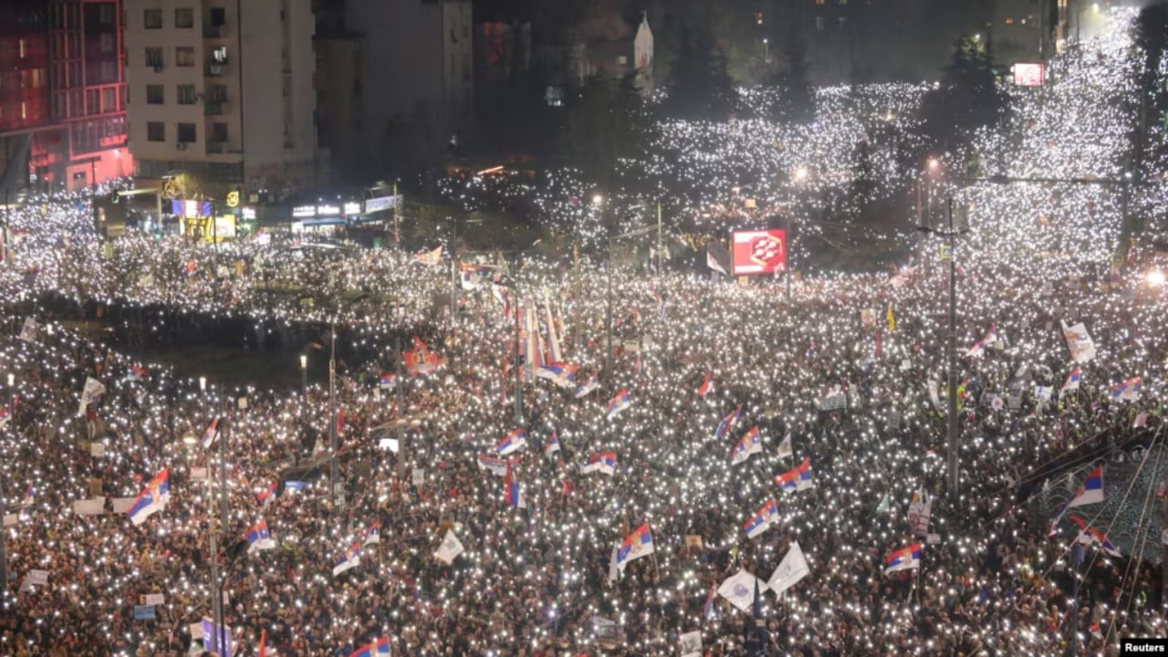 Brukseli i bën sërish thirrje Serbisë të hetojë pretendimet për përdorimin e topit zanor