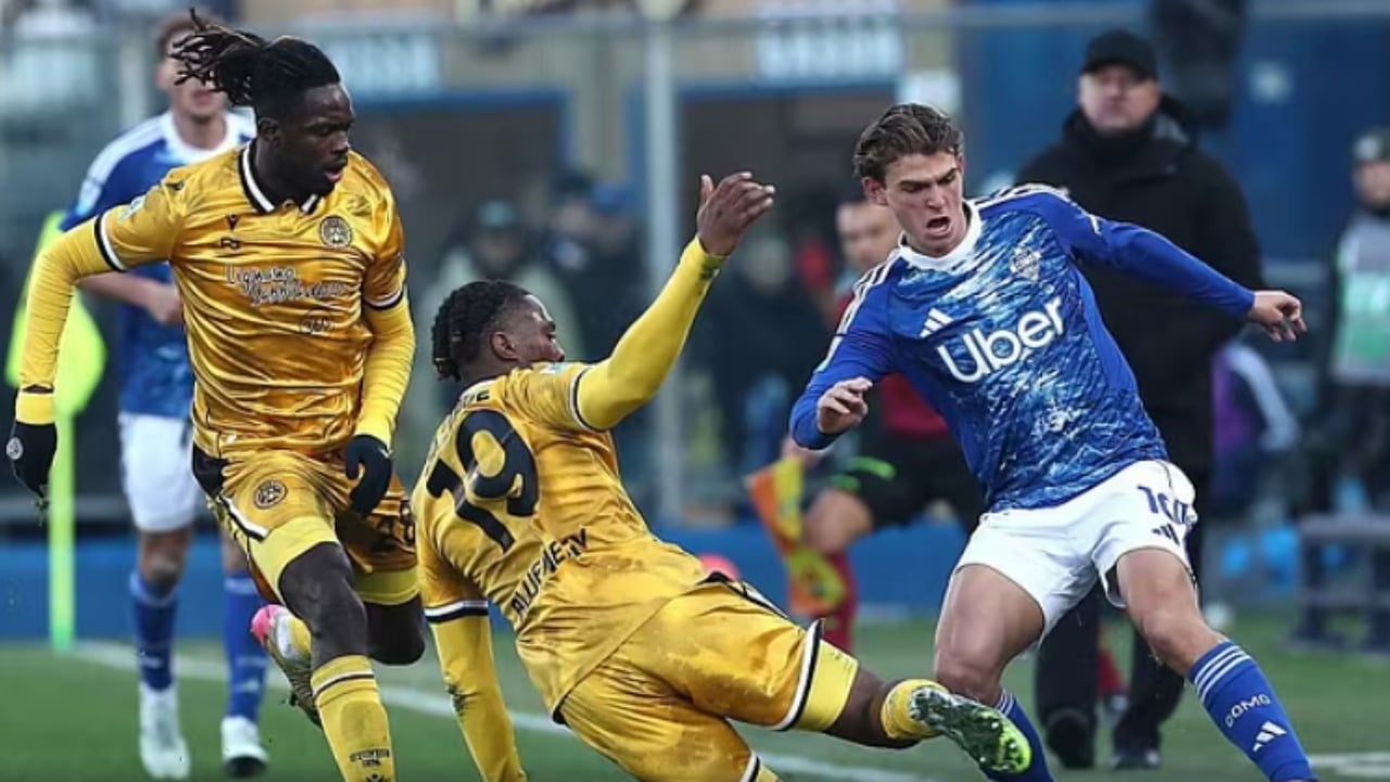 E rrallë  Como shënon nga penalltia për herë të parë pas 23 vitesh dhe mund Udinezen