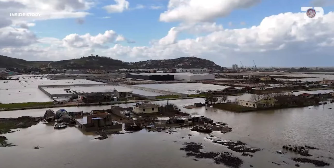 Inside Story  A e përmbyti Porto Romanon hapja e rezervuarve të kodrave   Si u la në mëshirë të fatit sistemi ujor