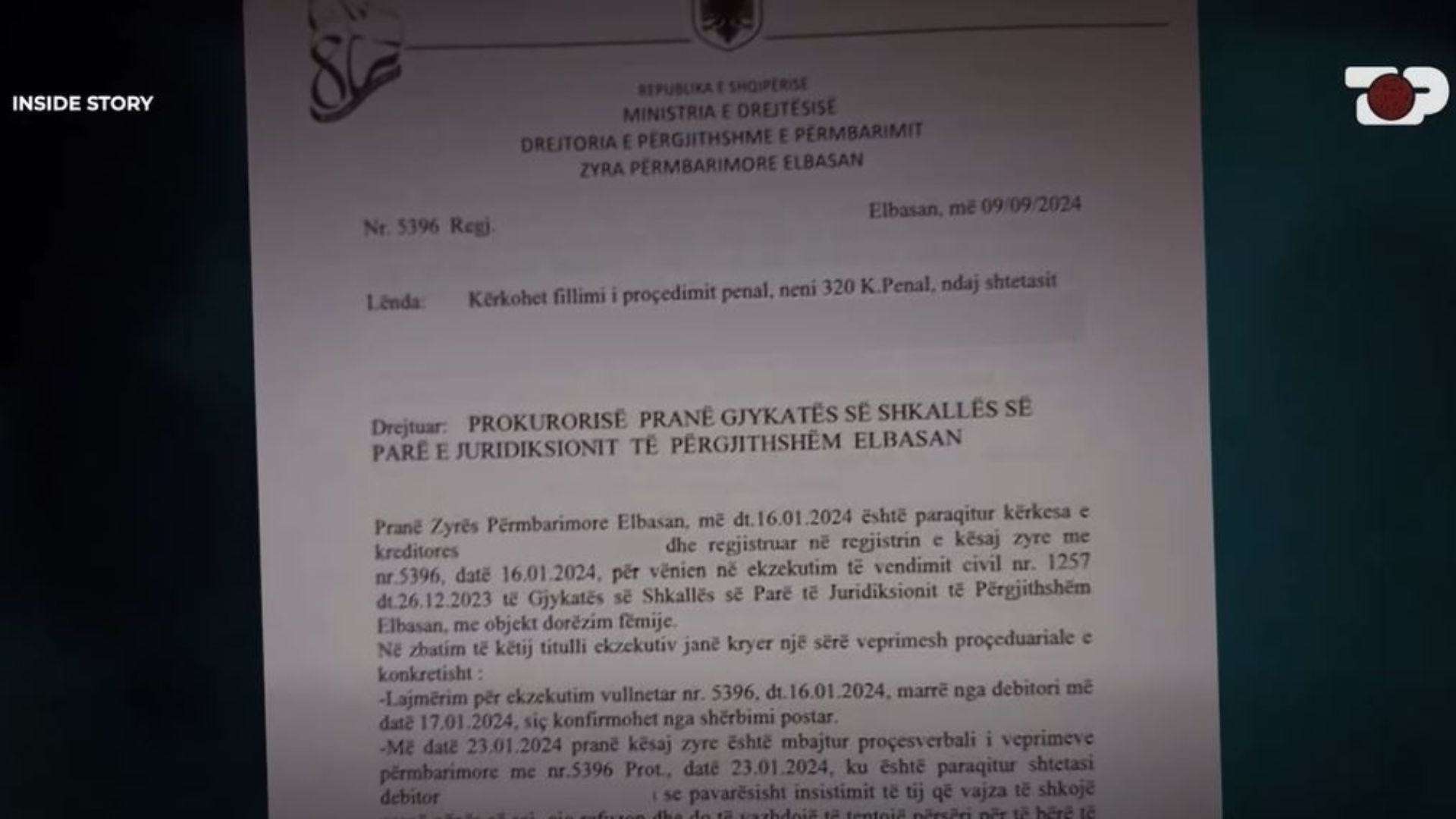 Inside Story  Denoncimi prekës  Gjykata ia dha kujdestarinë nënës  por fëmijën e vunë kundër saj  kontradiktat e raporteve 