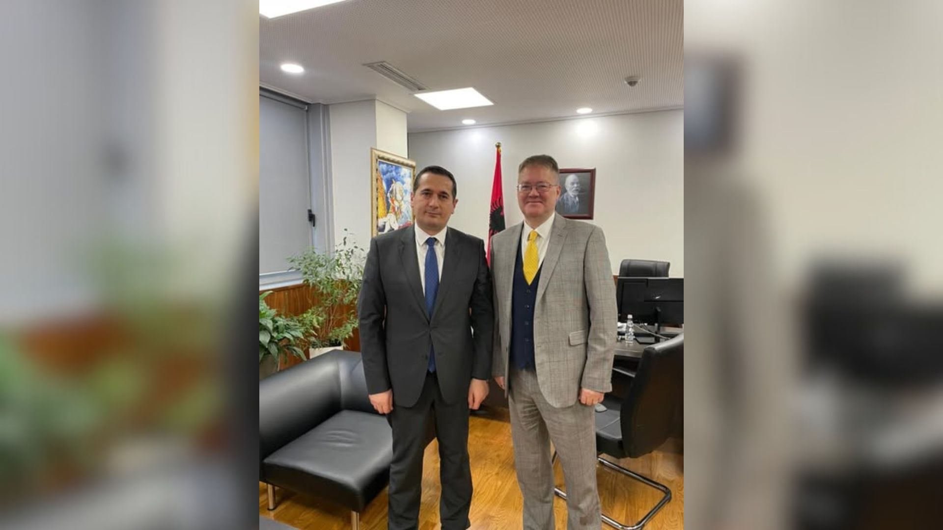 Klodian Braho takim me ambasadorin britanik në Shqipëri  Nicholas Abbot  Të forcojmë më tej partneritetin për të luftuar krimin e organizuar