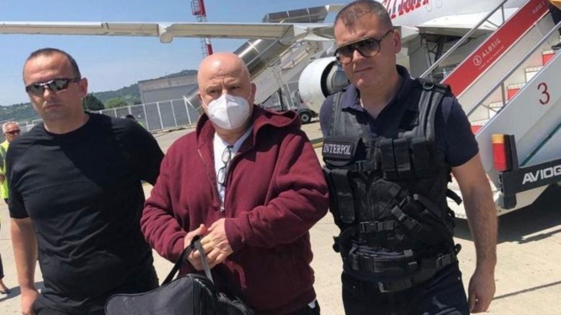 I akuzuar për vrasjen e 2 personave në 97 ën  gjykata vendos 23 vite burg për ish policin  Tomor Çela