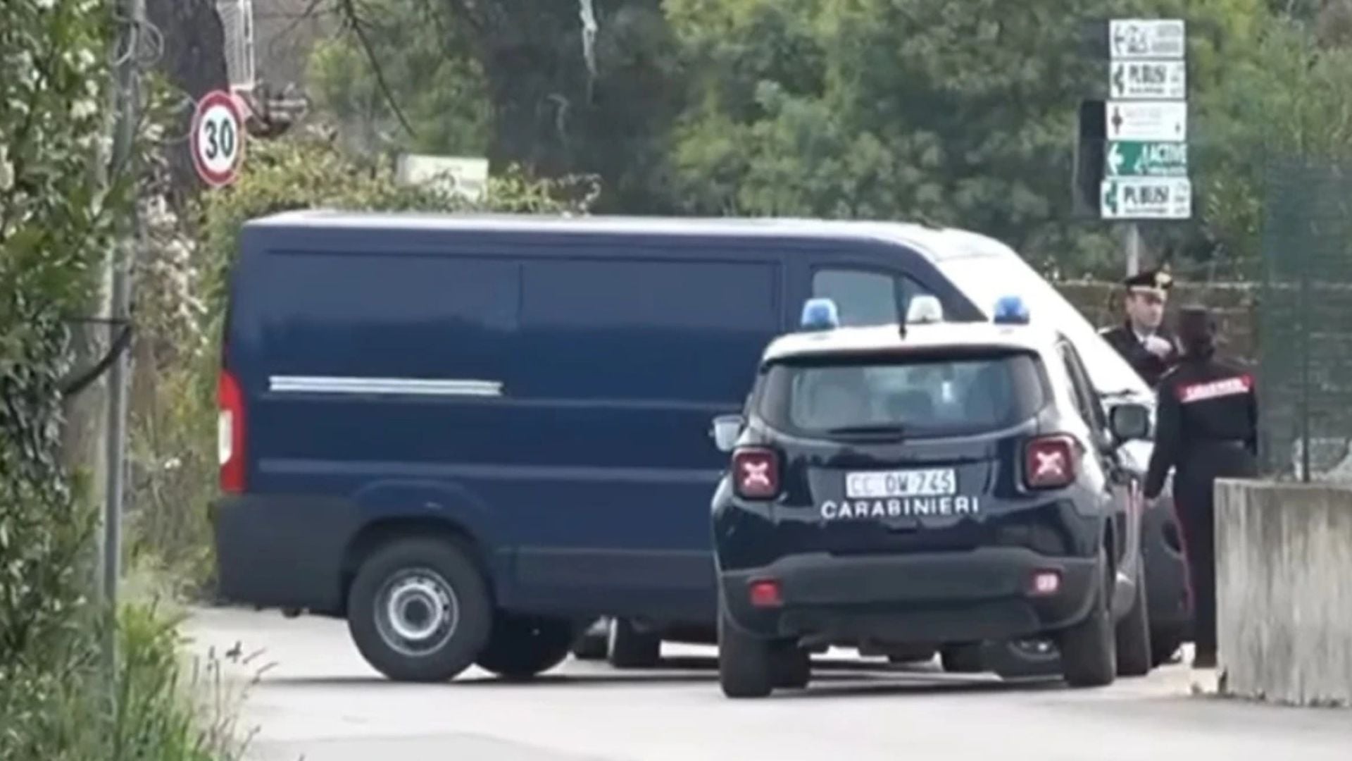Tragjike në Itali  burri i merr jetën bashkëshortes dhe e varros pranë punës së tij  karabinierët gjejnë trupin pas 10 ditësh kërkime