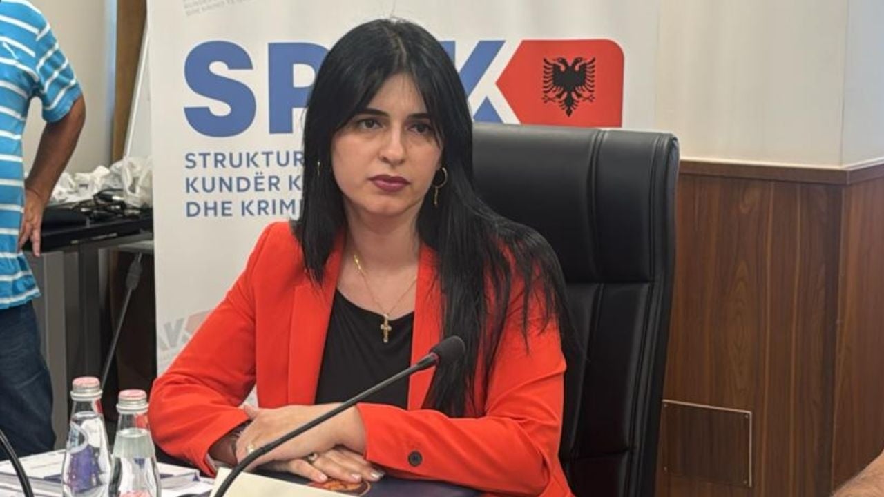 kerkon-kthimin-e-8-celulareve-te-sekuestruar-i-rrezohet-kerkesa-zyrtares-se-larte-te-policise