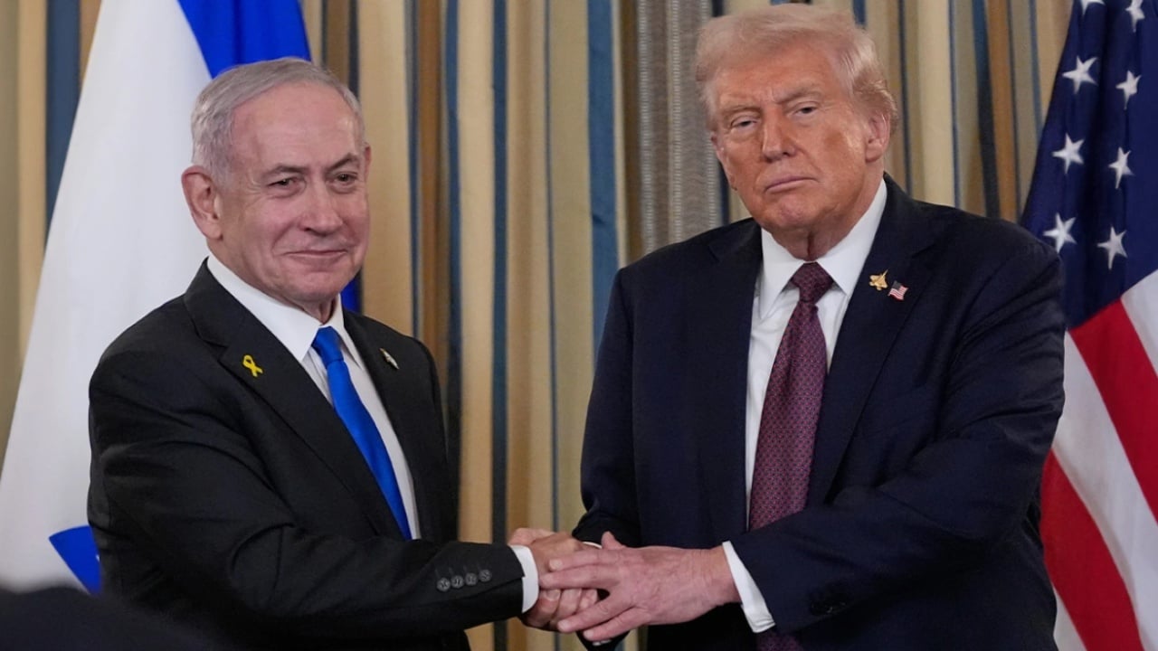 Zbardhet biseda telefonike mes Trump dhe Netanyahut  kryeministri i Izraelit  Kryeni sulm ndaj Iranit sepse 