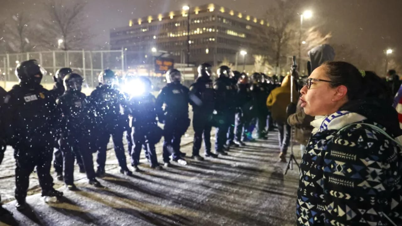 Vrasja e 37 vjeçares  guvernatori i Minesotës mobilizon Gardën Kombëtare pas protestave në Minneapolis