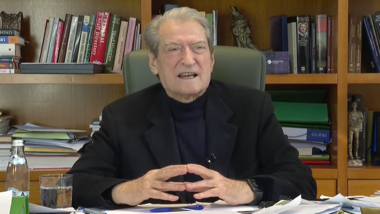 Oferta e Ramës për ndryshime kushtetuese  përgjigjet Berisha  Nuk ka asnjë kompromis  të japë dorëheqjen