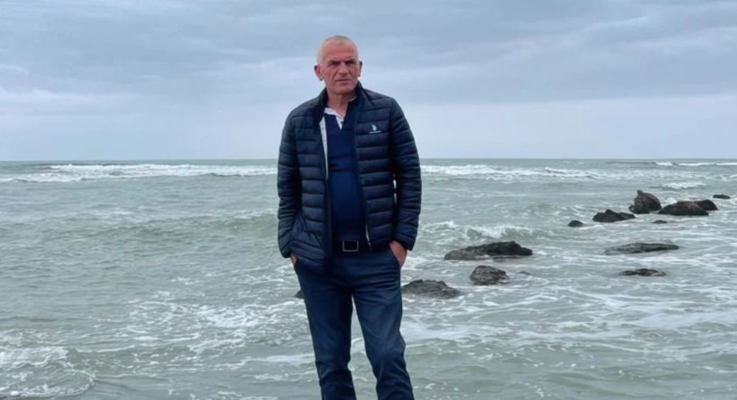  Fshihu këtu  mos dil   vrasja me çekiç e 57 vjeçarit  zbardhet dinamika e krimit  gruaja e viktimës rrëfen detajet tronditëse  Vdiq për të mbrojtur 3 të moshuar