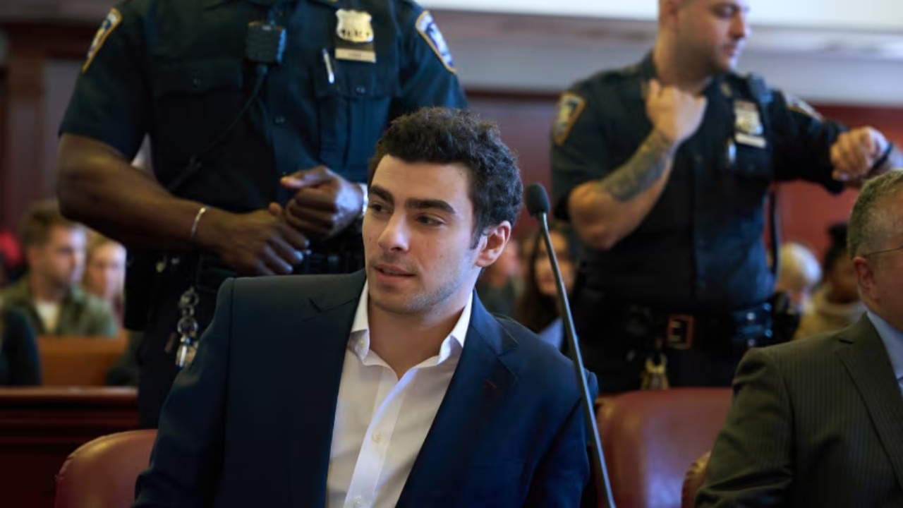 Vrau CEO n e gjigantit amerikan të sigurimeve shëndetësore  gjykata refuzon kërkesën e prokurorëve për dënimin me vdekje për Luigi Mangione