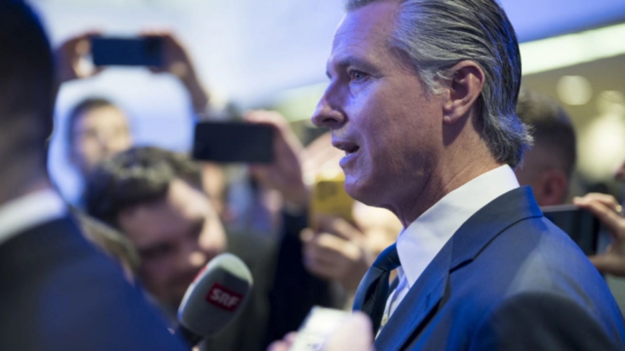  Trump nuk do ta pushtonte kurrë Groenlandën   Guvernatori i Kalifornisë  Jam i zhgënjyer nga deklaratat e tij