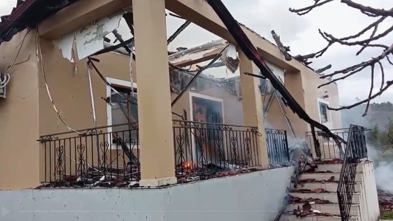 perfshihet-nga-flaket-banesa-ne-elbasan-shpetojne-mrekullisht-tre-persona