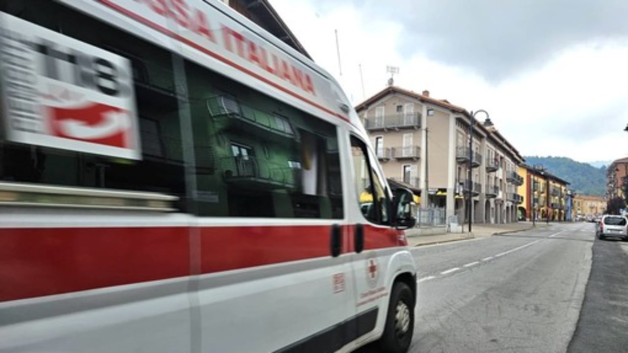  Audi  përplaset me një kamion në Itali  humb jetën tragjikisht 20 vjeçari shqiptar