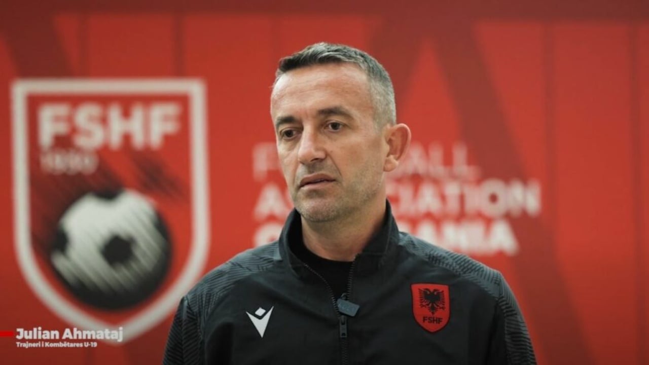 Julian Ahmataj dorëhiqet nga posti i trajnerit të Kombëtares kuqezi U19