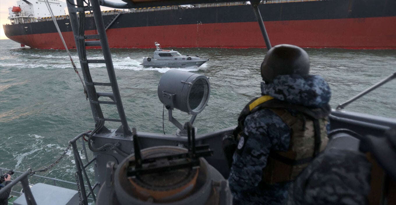 Sulm me dron rus ndaj dy anijeve tregtare në Detin e Zi  një i vdekur dhe disa të plagosur
