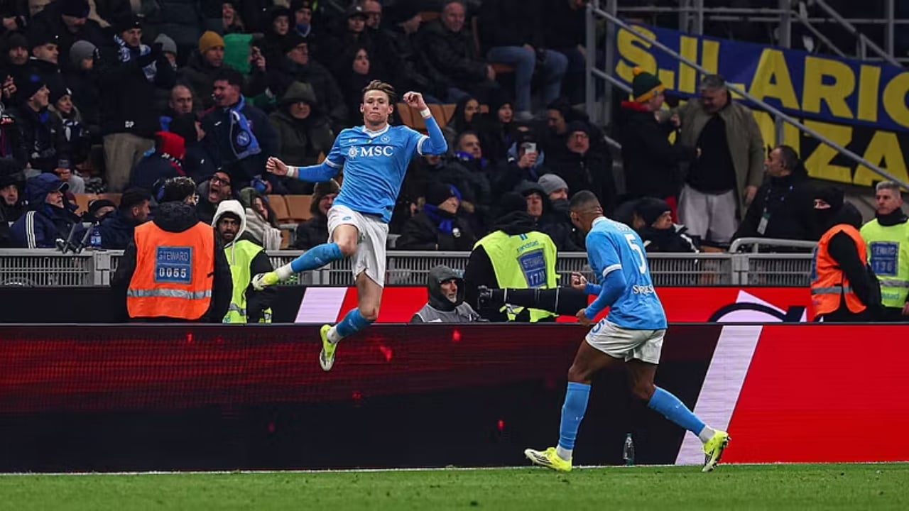Video  McTominay ndal Interin  Napoli barazon zikaltrit në  San Siro  dhe mban hapur garën për titullin kampion