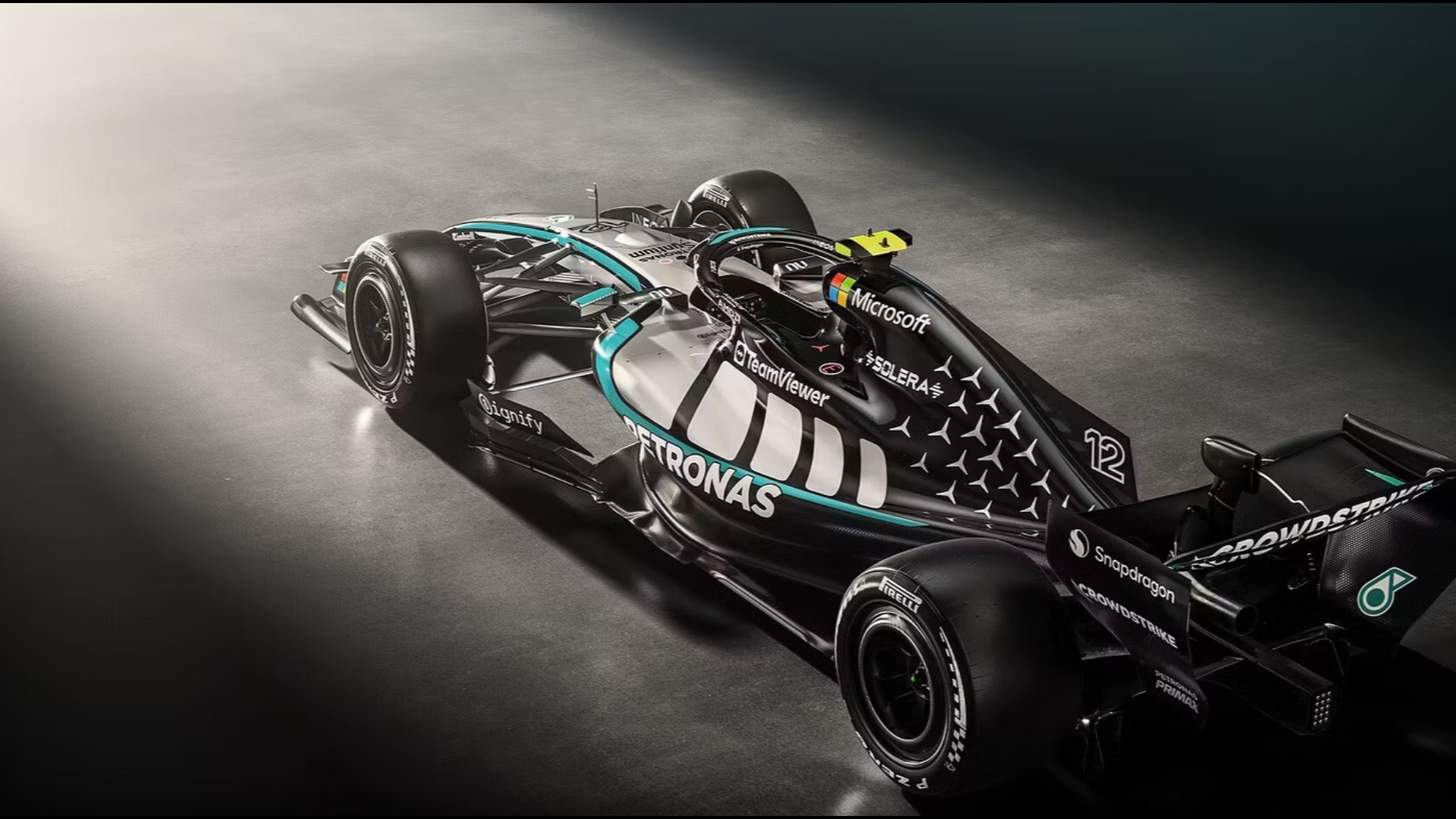 Formula 1  Revolucioni i 2026  Mercedes zbulon makinën W17  më e vogël dhe me telajo që bashkon historinë dhe të ardhmen
