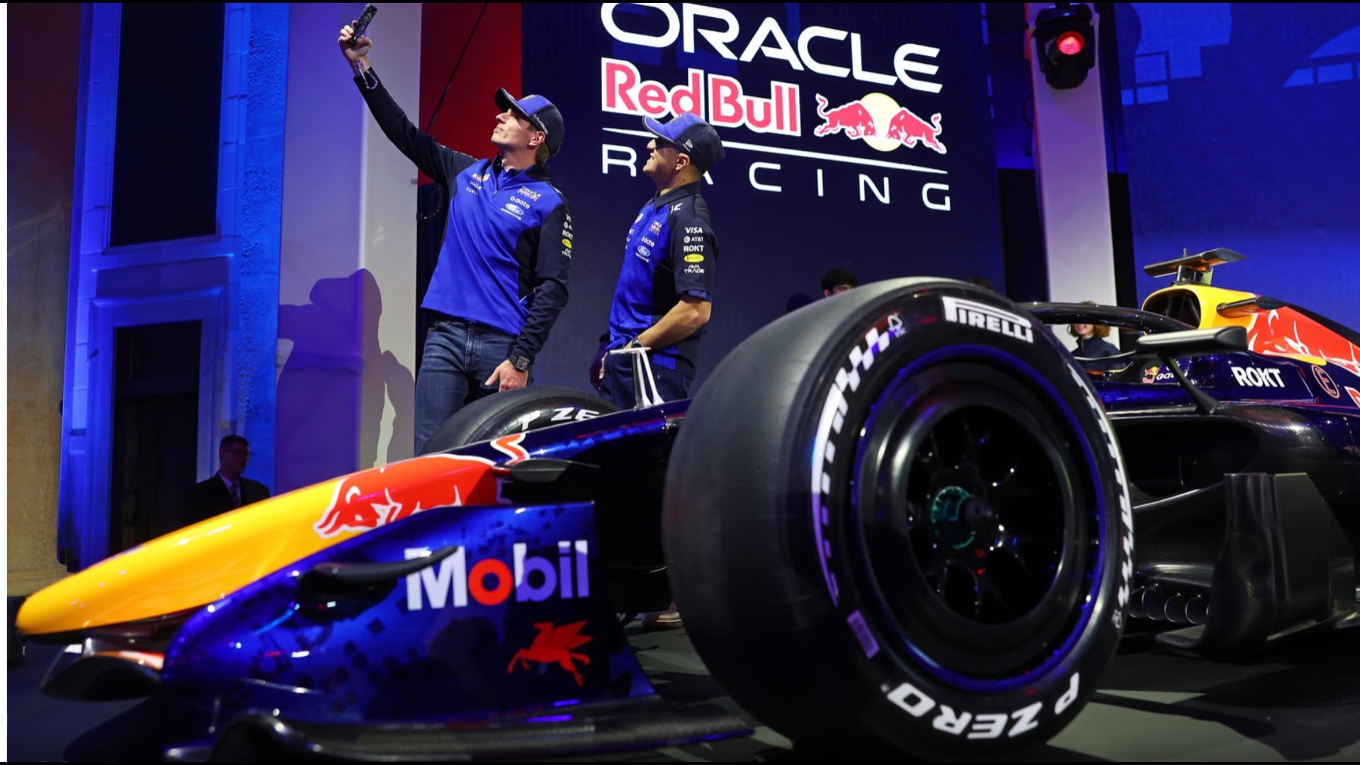 Formula 1  Kthim në kohë për Red Bull  makina RB22 me shasi të frymëzuar nga e kaluara