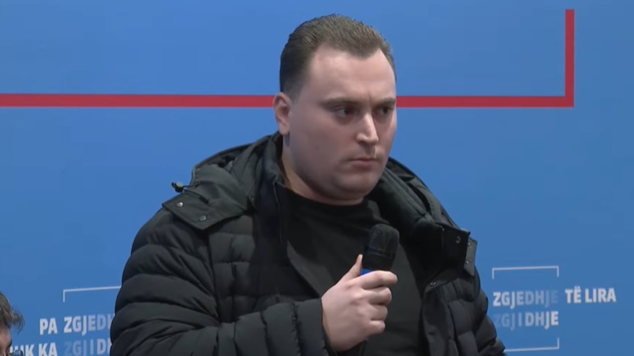  Problemet e shtëpisë diskutohen në shtëpi   Djali i Sokol Olldashit ia thotë në sy Berishës  Ata që flasin në foltoren tonë janë  tapë  të pirë  s dinë ç thonë