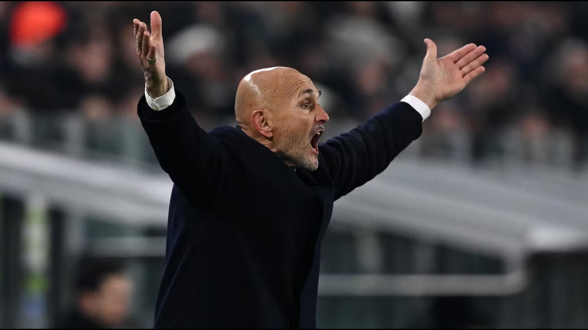  Vendos unë kush gjuan penalltitë  mos dëgjoni ata që filmojnë me telefon   Me kë e ka trajneri i Juventusit  Luciano Spalletti 