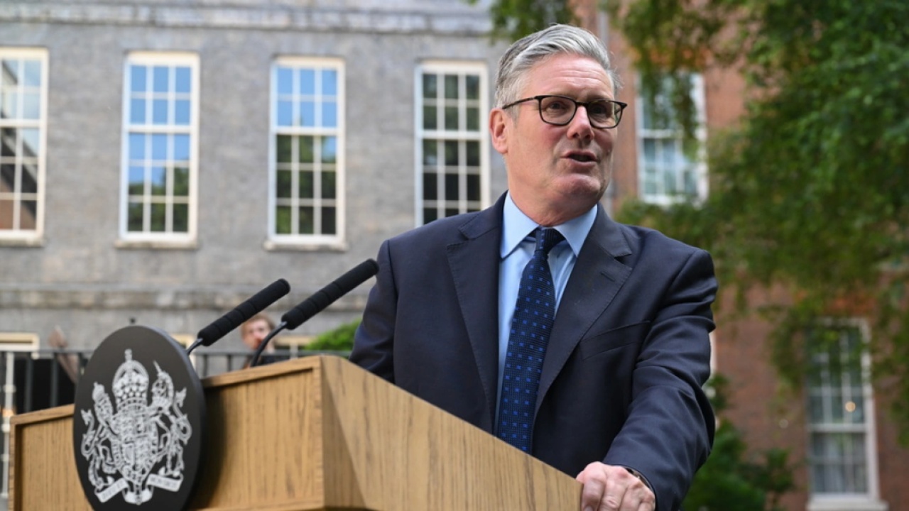  Putini në Bordin e Paqes   Starmer shfaqet i shqetësuar  Bombat po bien si shi mbi Ukrainën  ai nuk mund të 