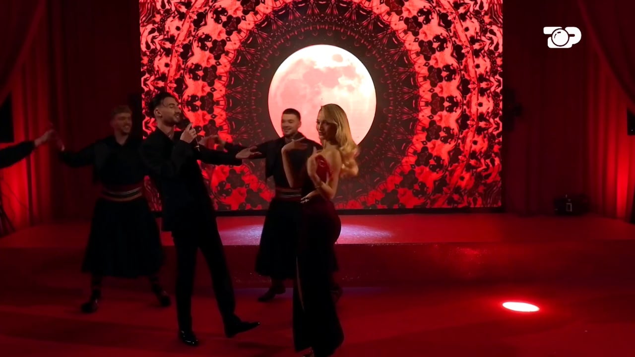  Prime  nis me një surprizë  Kristi prezanton këngën e bërë për Selin