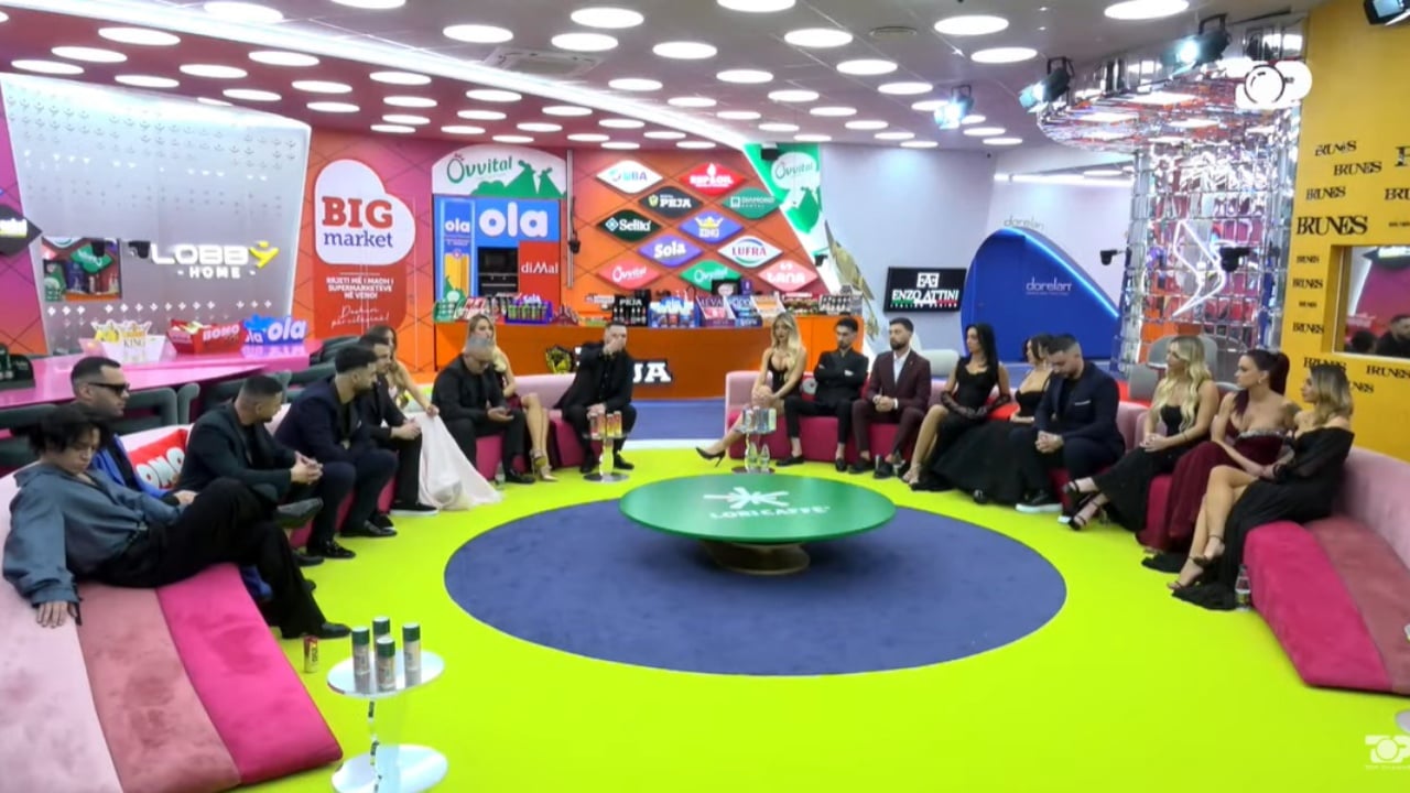  Burrë grash   Miqësia e thyer mes Erikut dhe Mirit  Kam fjetur në tokë  s mund të shtrihem në krevat me një femër tjetër