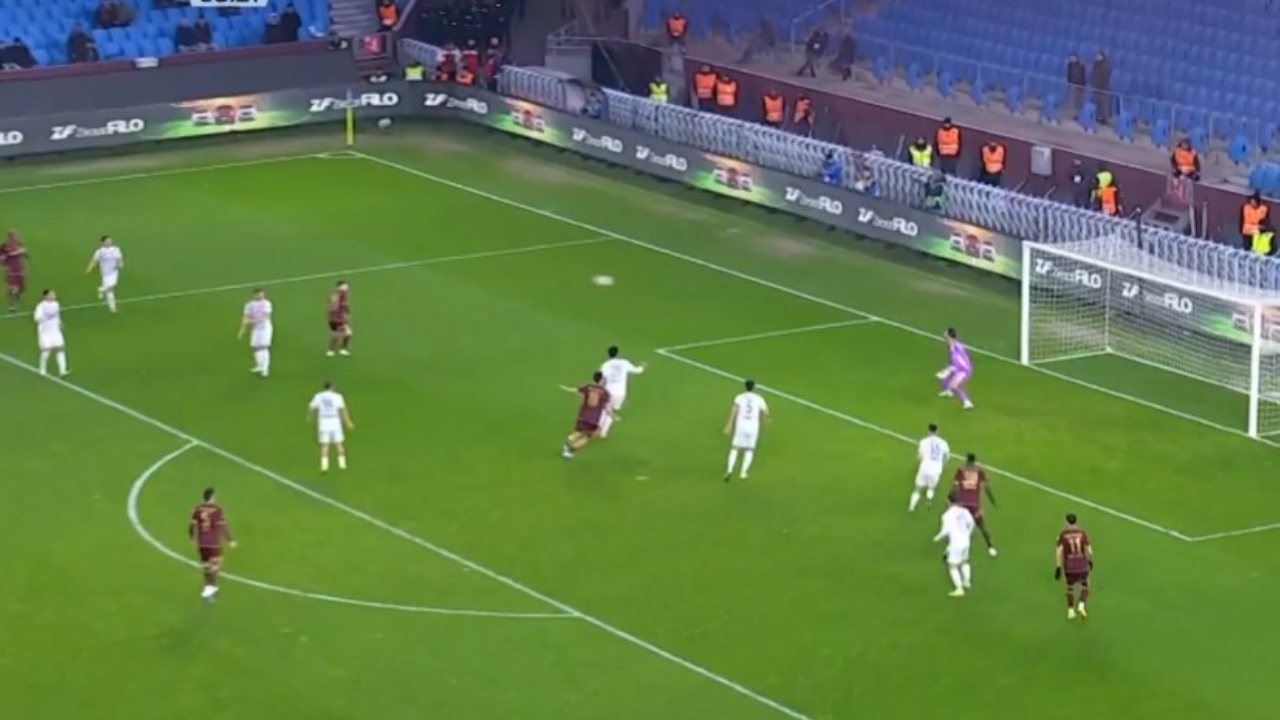 Video  Muçi është i pandalshëm  ylli shqiptar realizon një tjetër supergol në Turqi