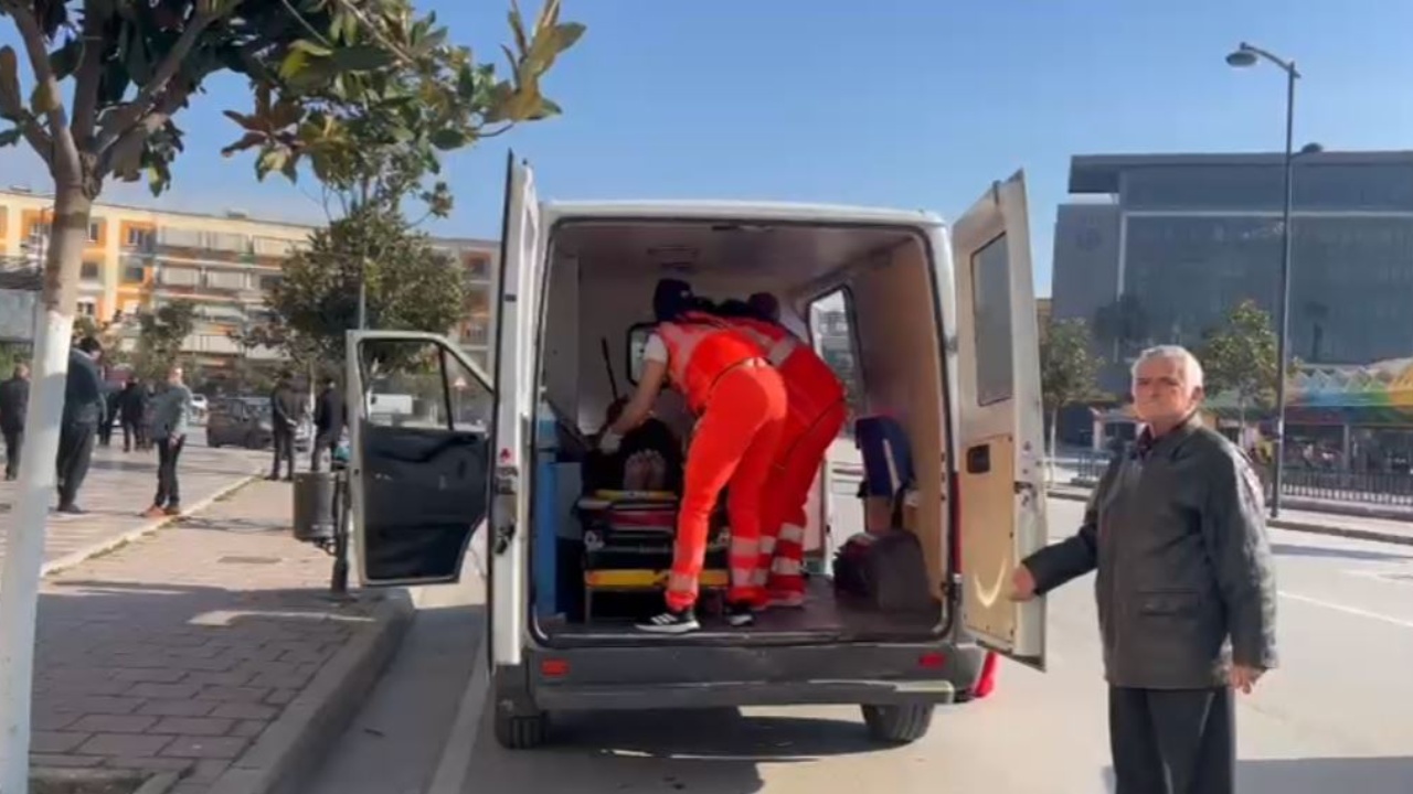 Ngjarja përsëritet vetëm një javë më pas  gjendjet sërish i dhunuar një endacak në Fier