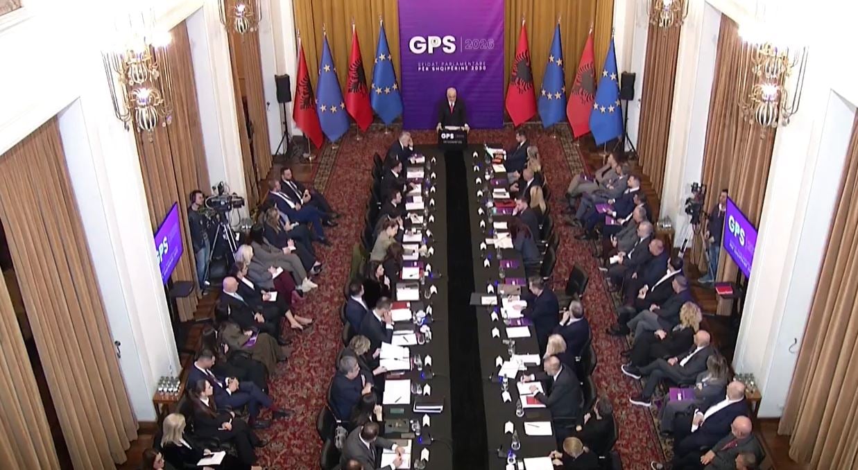 u-dhame-shpaten-sot-kerkojne-kokat-tona-rama-per-spak-drejtesia-s-eshte-as-e-paanshme-as-profesionale-eshte-si-qeveria-e-92