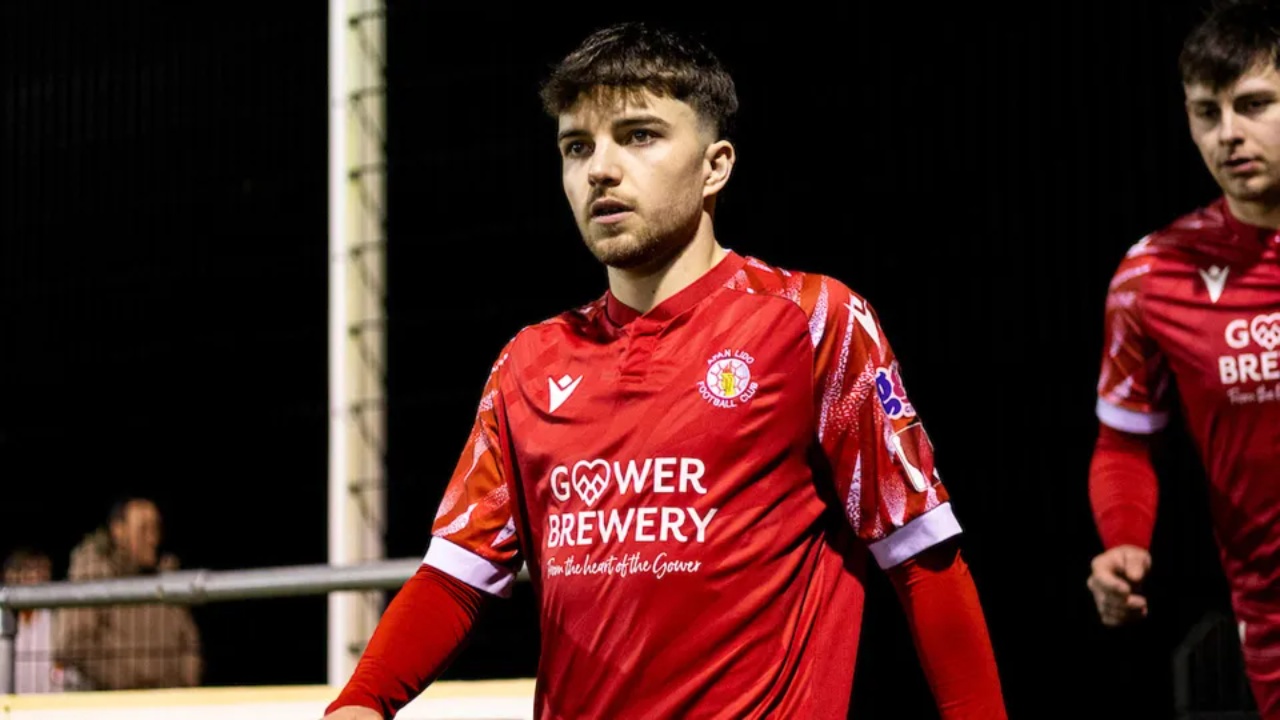 Tronditëse  Ndërron jetë papritur futbollisti 25 vjeçar  klubi ndan mesazhin prekës