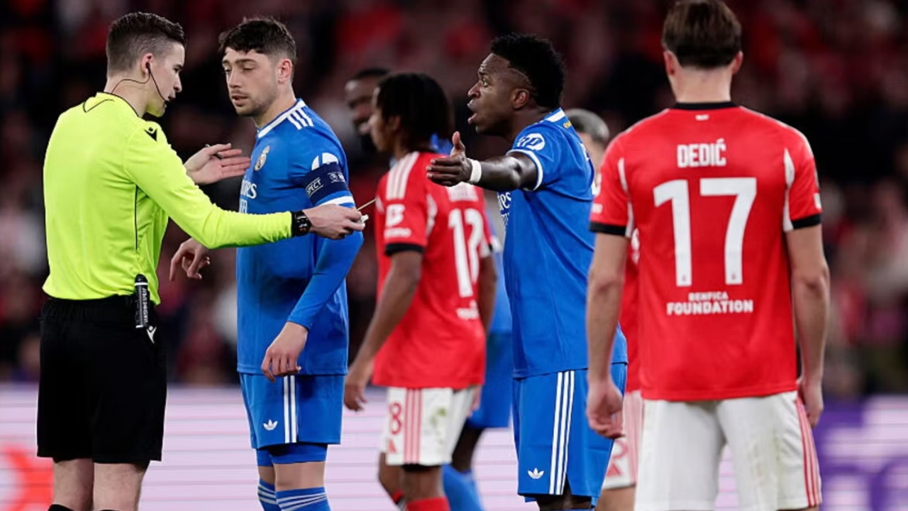Vazhdon racizmi ndaj Vinicius  pas golit ndaj Benfica s  ndërpritet ndeshja 10 minuta