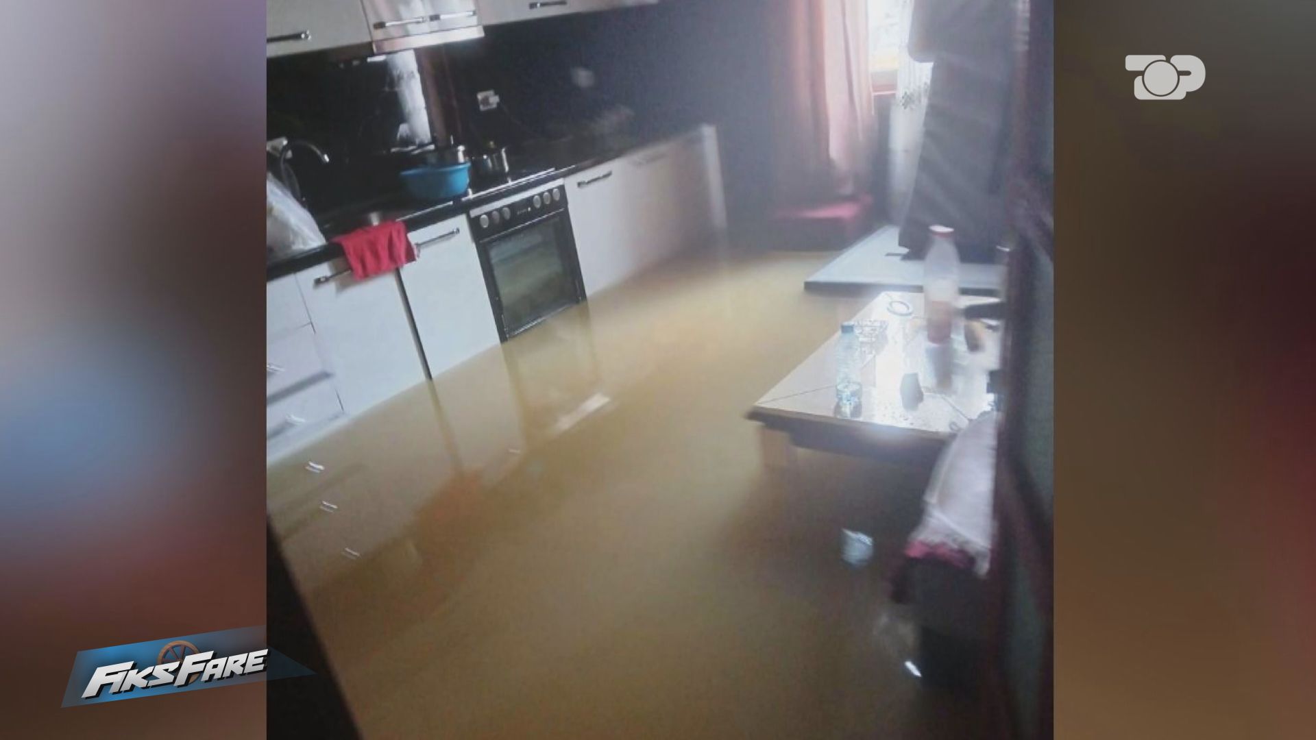 Fiks Fare  E verbër  invalide dhe e braktisur nga shteti  Drama e Fatmirës që humbi edhe shtëpinë nga përmbytjet